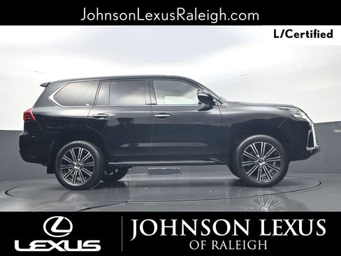 Used 2021 Lexus LX 570 4WD w/ Luxury Package image 18