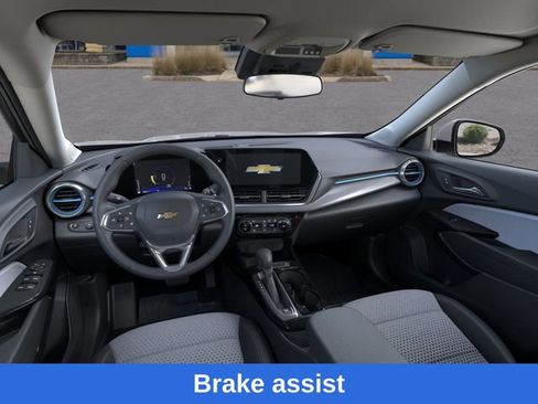 New 2026 Chevrolet Trax LT image 16