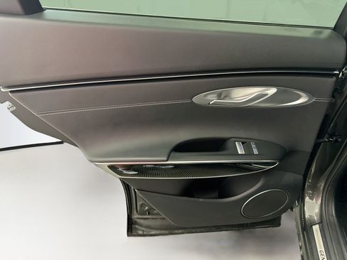 Used 2025 Genesis GV70 2.5T AWD/4WD image 27