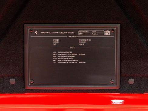 Used 2019 Ferrari Portofino image 36