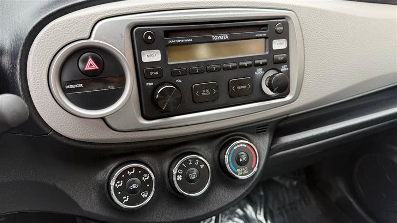 Used 2012 Toyota Yaris L FWD image 15