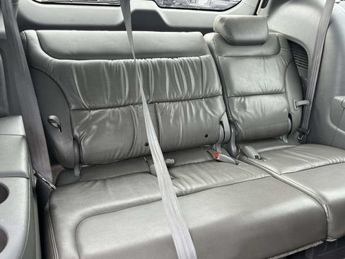 Used 2010 Honda Odyssey EX image 17
