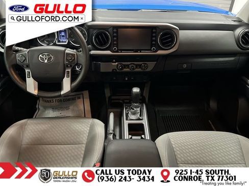 Used 2020 Toyota Tacoma SR5 RWD image 12