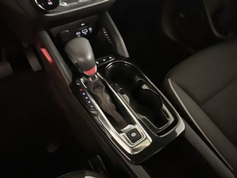 Used 2023 Chevrolet TrailBlazer RS w/ Sun and Liftgate Package FWD image 21