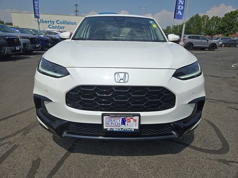 Used 2024 Honda HR-V EX-L image 2