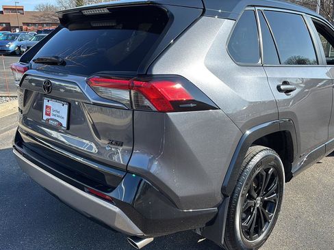Used 2025 Toyota RAV4 XSE w/ Weather Package image 9