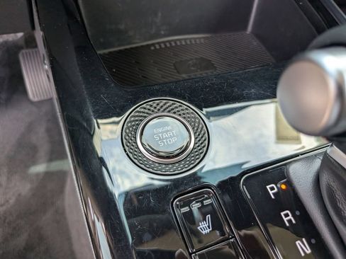 Certified 2024 Kia Niro EX FWD image 26