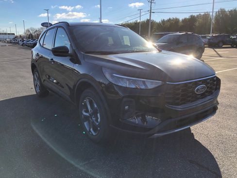 New 2026 Ford Escape ST-Line Select w/ Equipment Group 401A AWD/4WD image 14