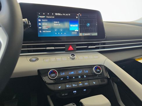 New 2026 Hyundai Elantra Limited FWD image 26