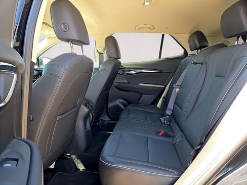Used 2023 Buick Envision Essence AWD/4WD image 15