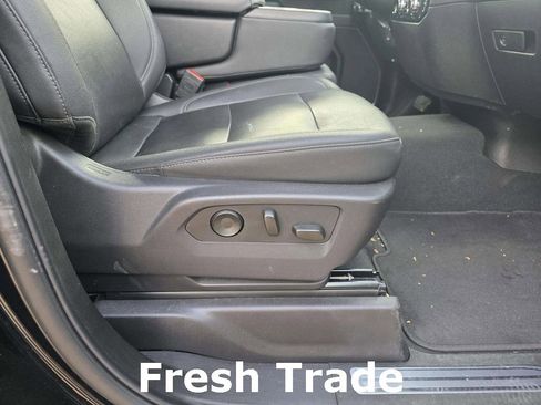 Used 2024 GMC Sierra 1500 SLT image 9