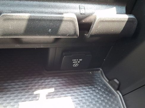 Used 2022 RAM 1500 Big Horn AWD/4WD image 23