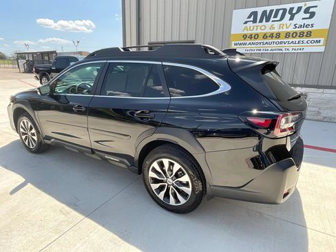 Used 2025 Subaru Outback Limited AWD/4WD image 13