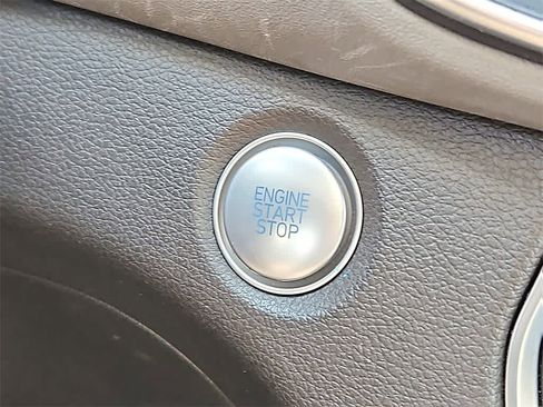 Used 2019 Hyundai Santa Fe SEL w/ Cargo Package image 22