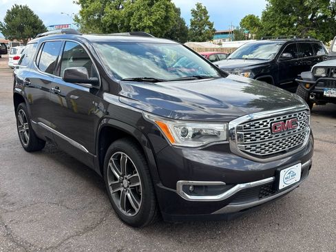 Used 2017 GMC Acadia Denali w/ Technology Package AWD/4WD image 1
