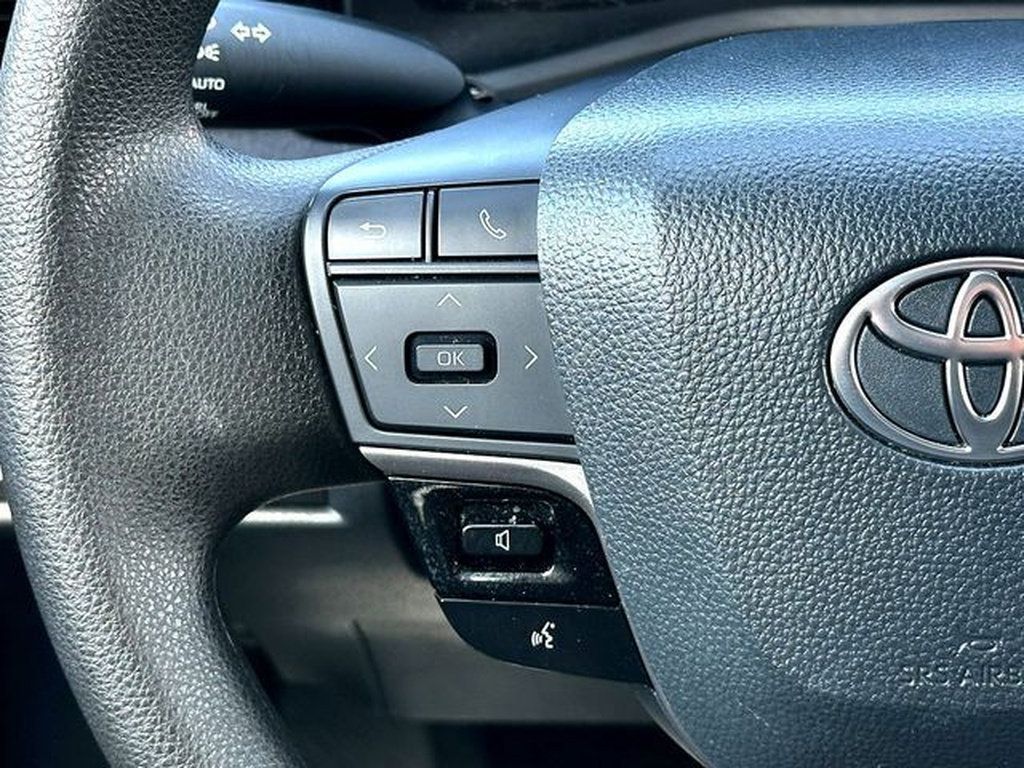 Certified 2025 Toyota Camry LE FWD image 22