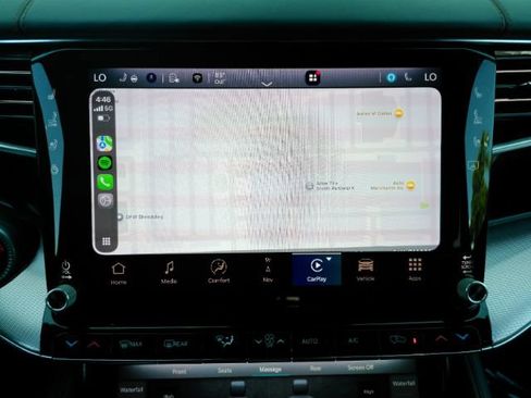Used 2022 Jeep Grand Wagoneer Series III w/ Rear Seat Video Group 1 AWD/4WD image 15