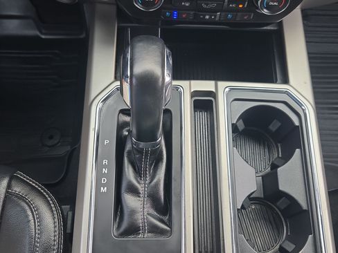 Used 2020 Ford F150 Lariat RWD image 25