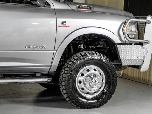 Used 2022 RAM 3500 Laramie image 7