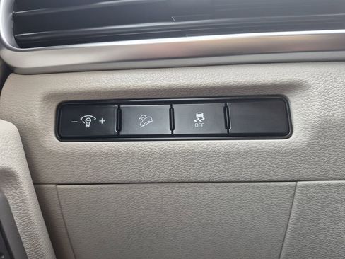 Certified 2024 Kia Telluride S w/ S Sunroof Package image 27