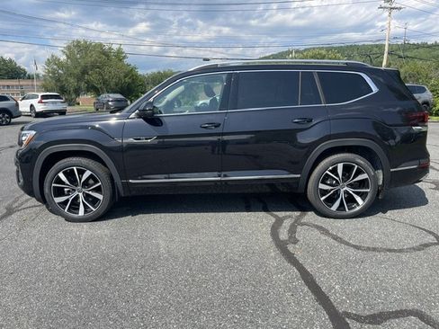 New 2026 Volkswagen Atlas SEL Premium R-Line AWD/4WD image 2