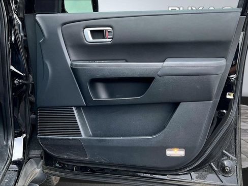 Used 2015 Honda Pilot Touring image 24