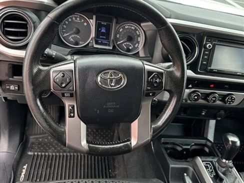 Used 2016 Toyota Tacoma SR5 w/ SR5 Appearance Package (SN) image 24