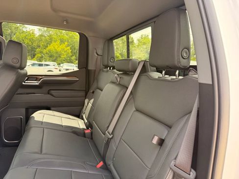 New 2026 Chevrolet Silverado 1500 LT w/ Z71 Off-Road Package AWD/4WD image 24