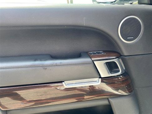 Used 2017 Land Rover Range Rover image 22
