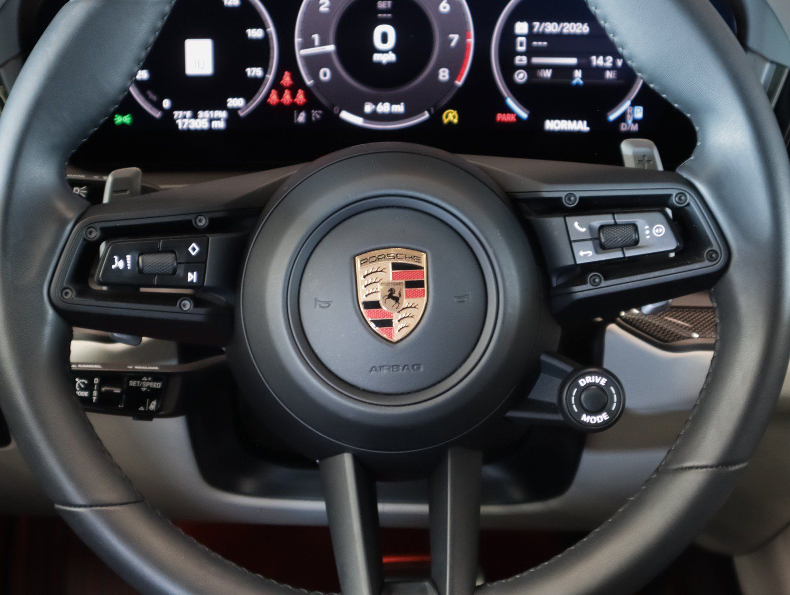 Certified 2025 Porsche Cayenne GTS AWD/4WD image 16