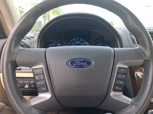 Used 2011 Ford Fusion SEL w/ 302A Rapid Spec Order Code FWD image 31