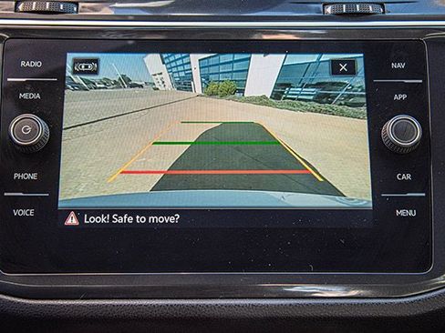 Used 2024 Volkswagen Tiguan SEL R-Line image 13