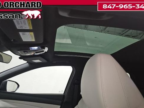 Used 2025 Hyundai Tucson Limited AWD/4WD image 10