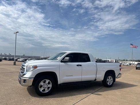 Used 2017 Toyota Tundra SR5 w/ SR5 Upgrade Package RWD image 10