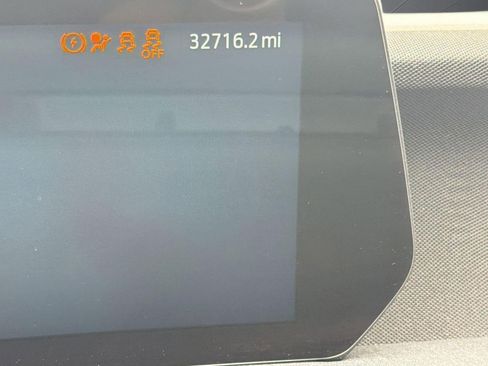 Used 2025 Ford Expedition Active AWD/4WD image 18
