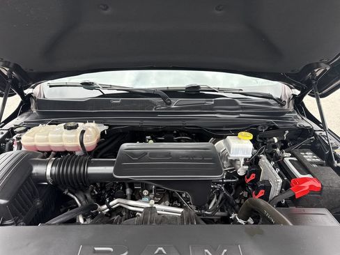 Used 2022 RAM 1500 Big Horn AWD/4WD image 31