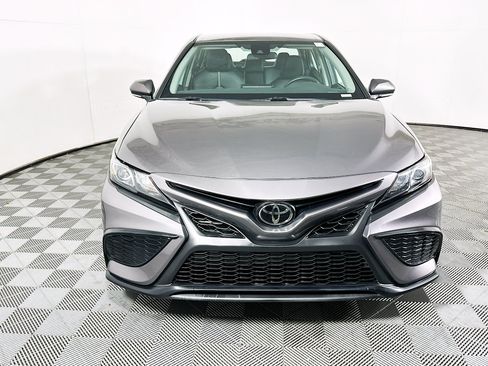 Used 2023 Toyota Camry SE FWD image 8