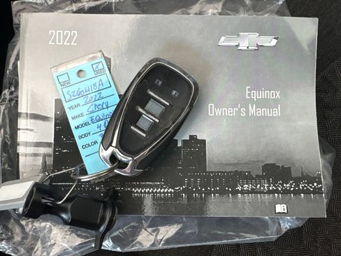 Used 2022 Chevrolet Equinox LT FWD image 33