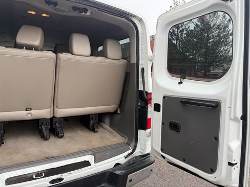 Used 2013 Nissan NV 3500 SL w/ Technology Pkg image 38