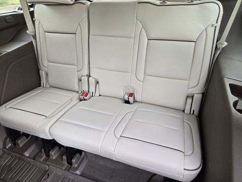 Used 2024 GMC Yukon Denali w/ LPO, Floor Liner Package image 28