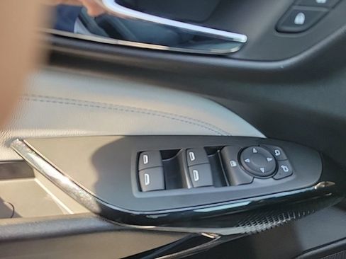 New 2026 Chevrolet Trax LT w/ Driver Confidence Package FWD image 10