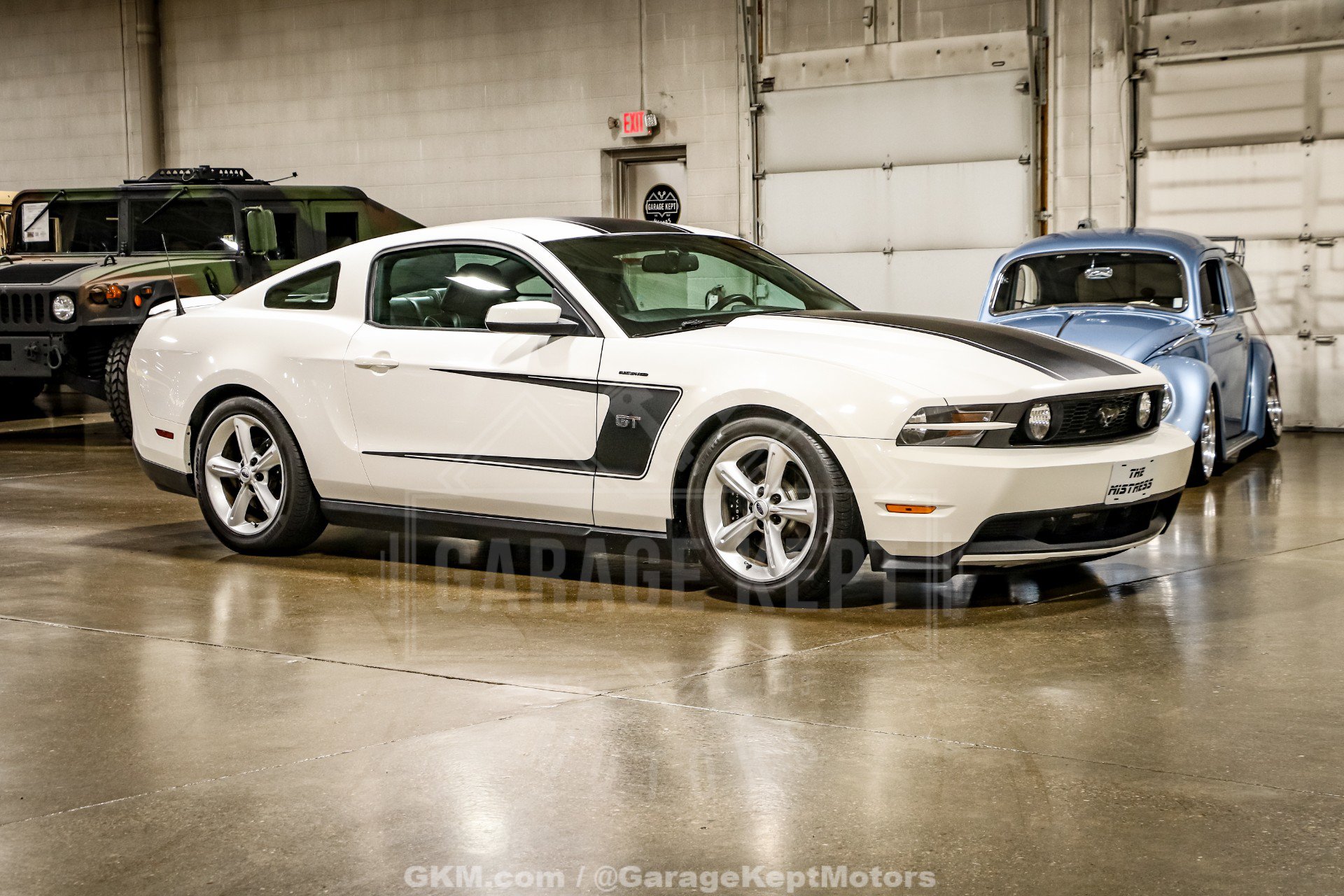 Used 2010 Ford Mustang GT RWD image 1