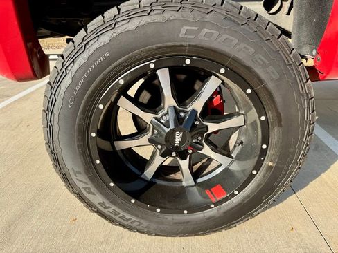 Used 2016 Chevrolet Silverado 1500 LTZ Z71 w/ LTZ Plus Package image 8