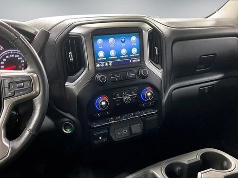Used 2020 Chevrolet Silverado 1500 LT Trail Boss w/ Convenience Package AWD/4WD image 11
