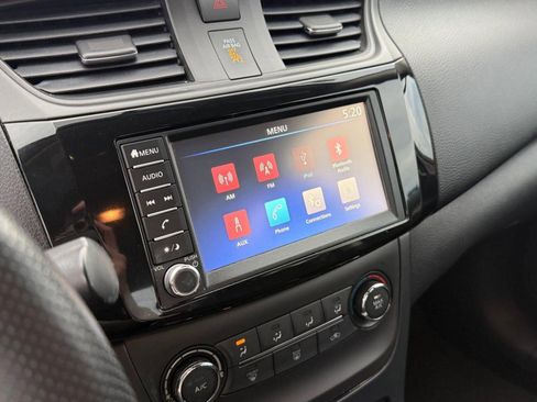 Used 2019 Nissan Sentra S image 27