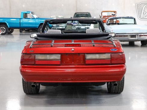 Used 1992 Ford Mustang LX RWD image 30