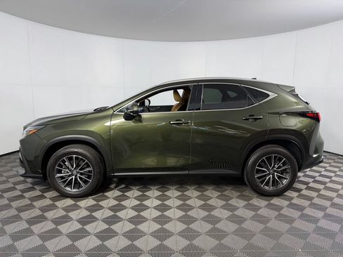 Used 2025 Lexus NX 250 FWD w/ Premium Package image 9