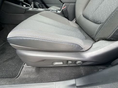 Used 2026 Subaru Forester Premium image 12