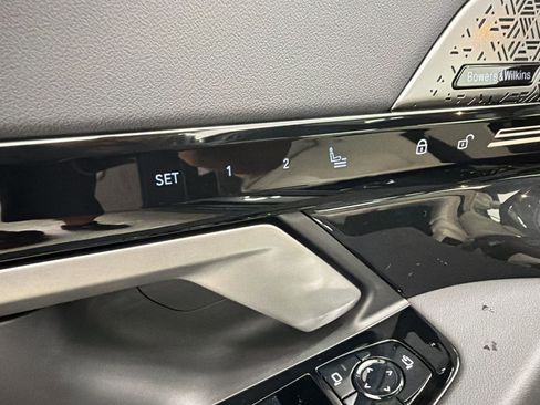 New 2026 BMW 530i RWD image 17