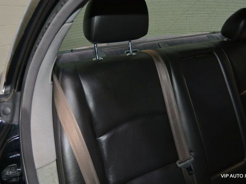 Used 2004 Jaguar XJ8 RWD image 23